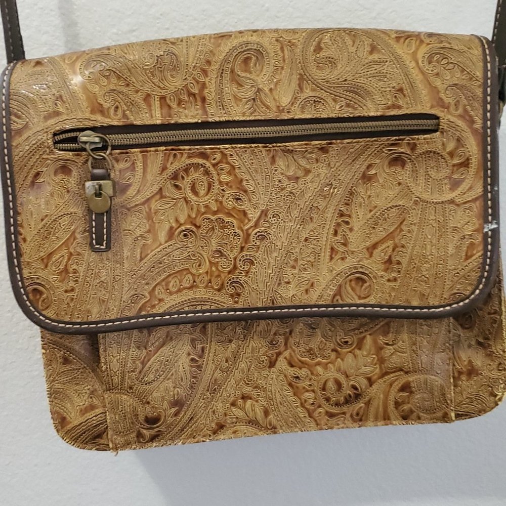 Vintage-Relic Paisley Embossed Tooled Brown